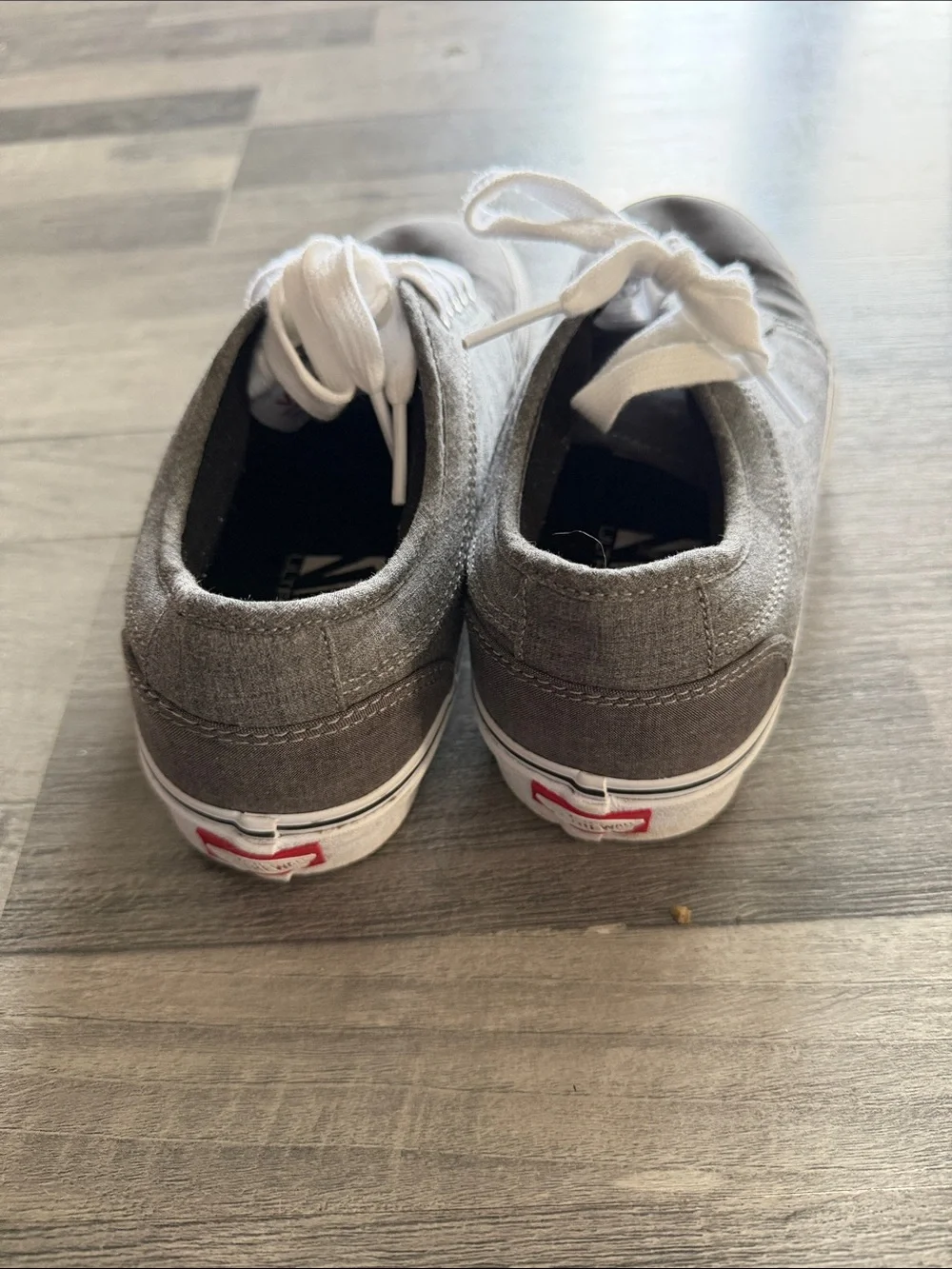 Vans classic silhouette